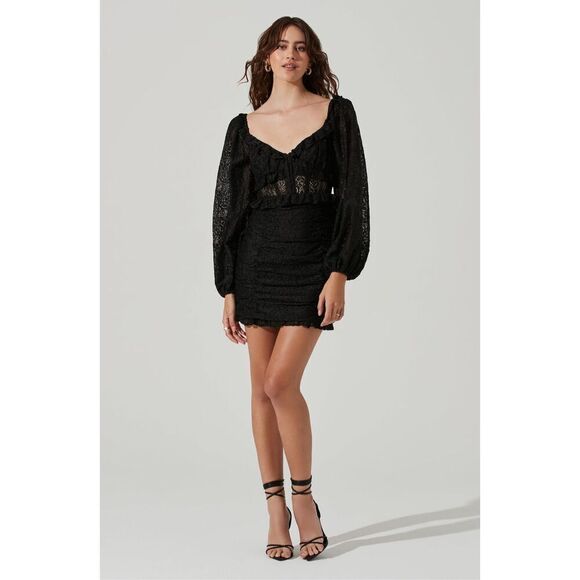 ASTR the Label NWT Chrisley Lace Long Sleeve Mini Dress in Black Size M - Picture 3 of 15